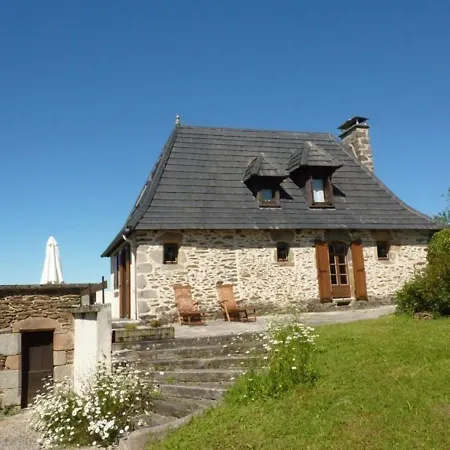 Maison De Charme Avec Jardin, Terrasse Et Cheminee A Cassaniouze, Proche Vallee Du Lot - Fr-1-742-65