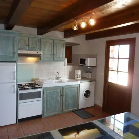 Maison De Charme Avec Jardin, Terrasse Et Cheminee A Cassaniouze, Proche Vallee Du Lot - Fr-1-742-65 Holiday home *